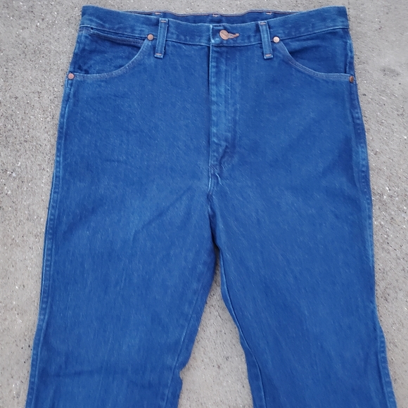Wrangler Jeans sz 35x36 - Picture 2 of 6